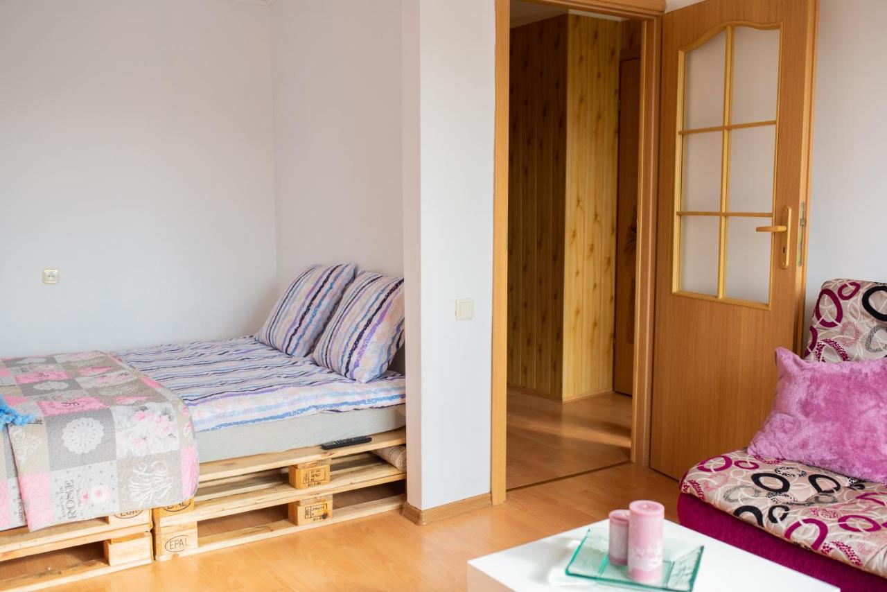 Centro Apartamentai Naujoji Akmene Extérieur photo