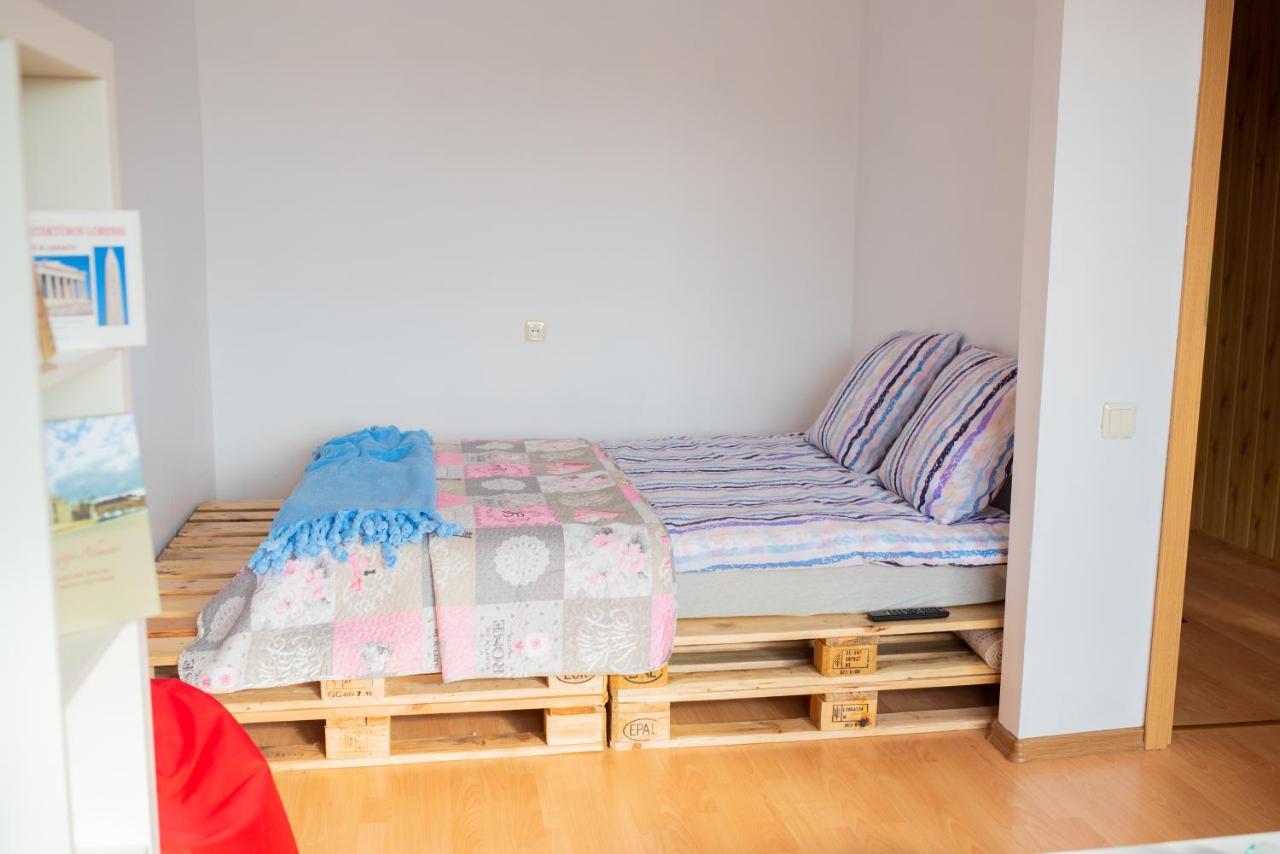 Centro Apartamentai Naujoji Akmene Extérieur photo
